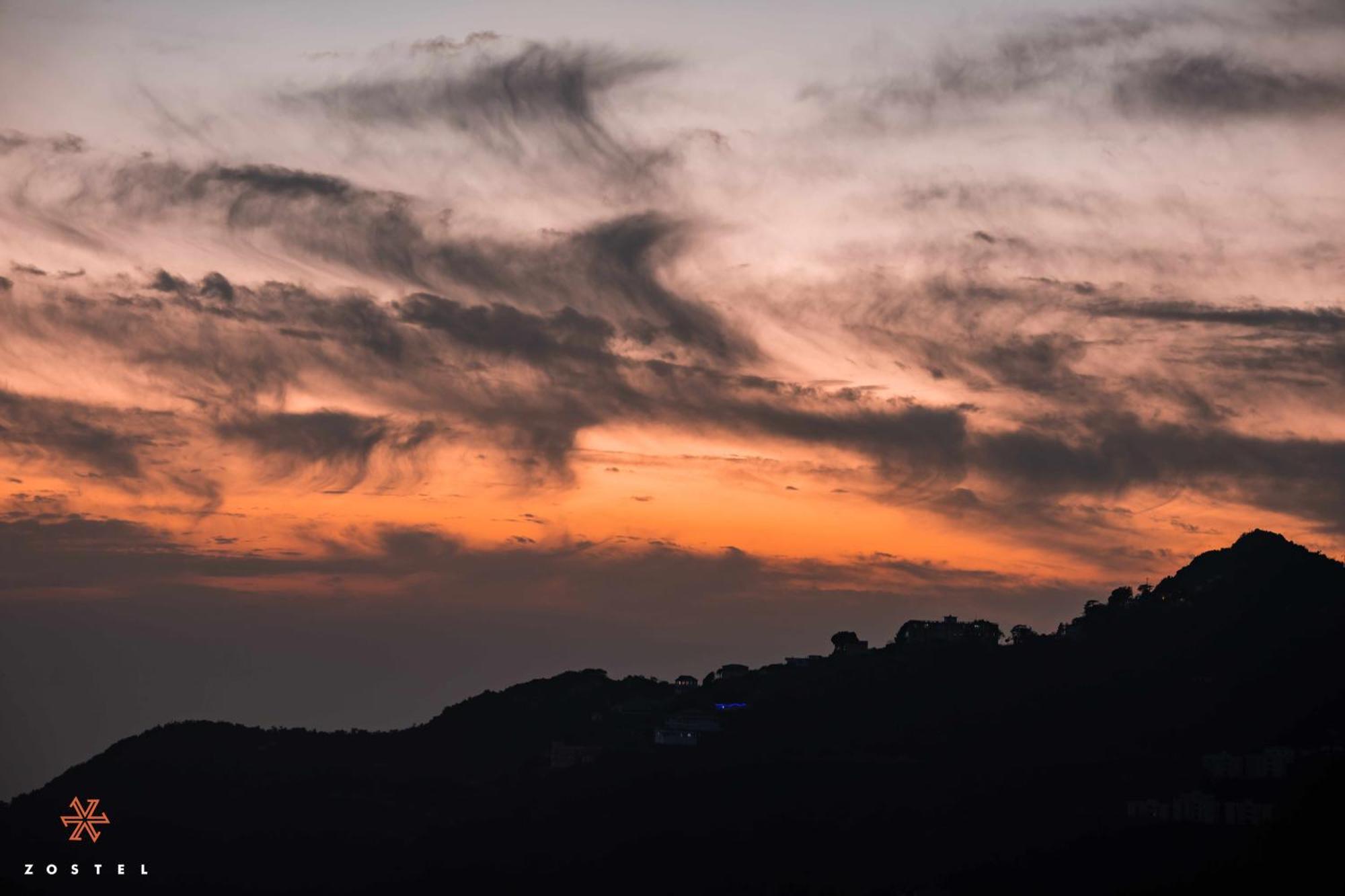 Zostel Mussoorie Hostel Buitenkant foto